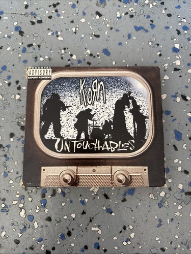 Korn untouchables dvd - korn, box